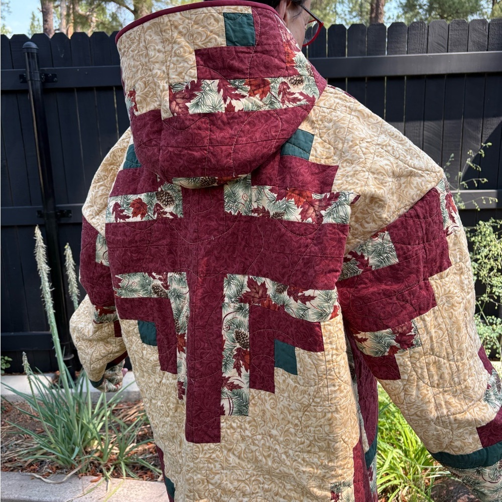 Quilted Hooded Patchwork Pullover Jacket - Burgun… - image 12